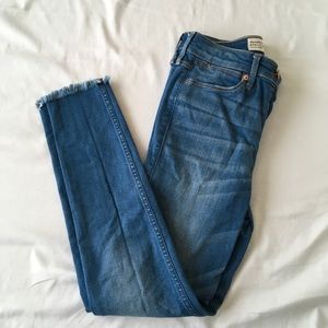 Abercrombie High Rise Skinny Jean Frayed at Ankle
